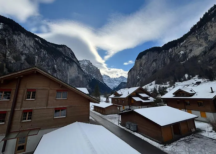 Charming Penthouse Lejlighed Lauterbrunnen