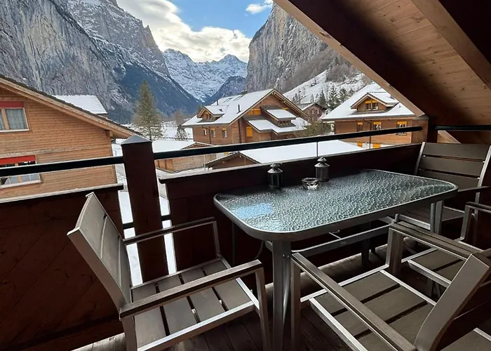 Charming Penthouse Apartman *